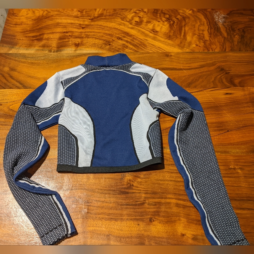 [NWT!] Zara x Everlast - Limitless Contour Seamless Blue Top | Medium / Large - Picture 7 of 12